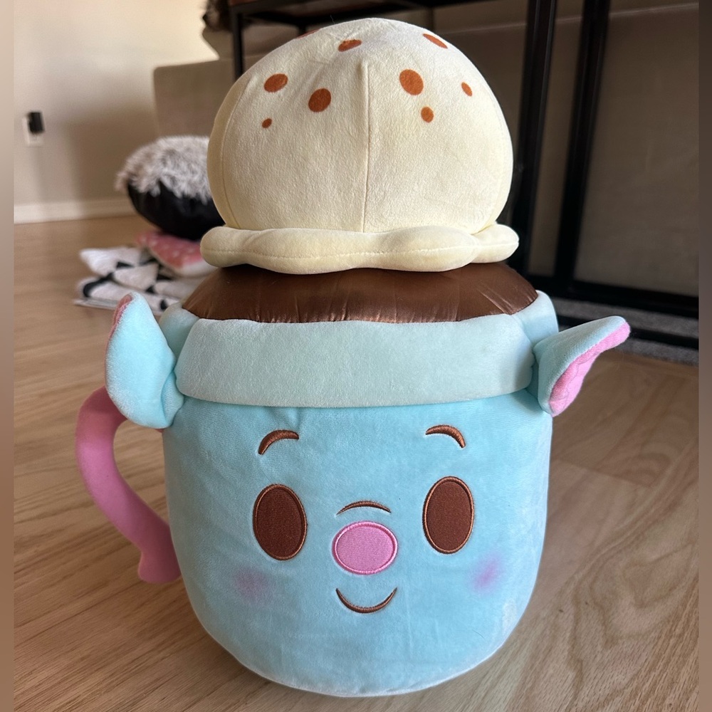 Disney Munchlings Remy Hot Cocoa Stuffy - Picture 6 of 6